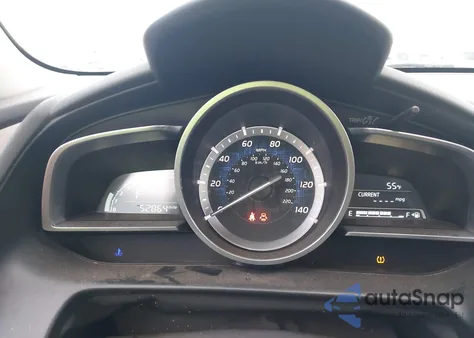 2017 Toyota Yaris Ia z USA, uszkodzony, nr VIN 3MYDLBYVXHY157784